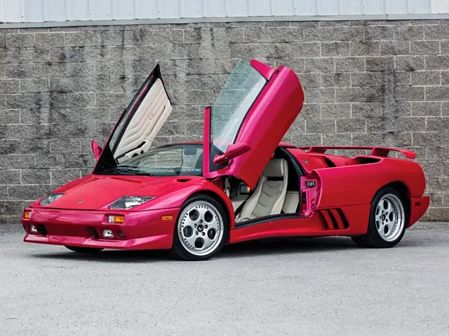 ディアブロロードスター（ランボルギーニ）の新車カタログ | 中古車