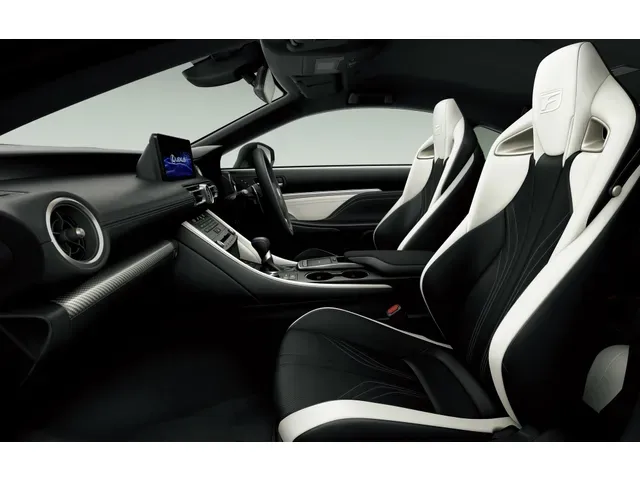 RC F（レクサス）2014年10月〜販売中モデルの新車カタログ | 中古車