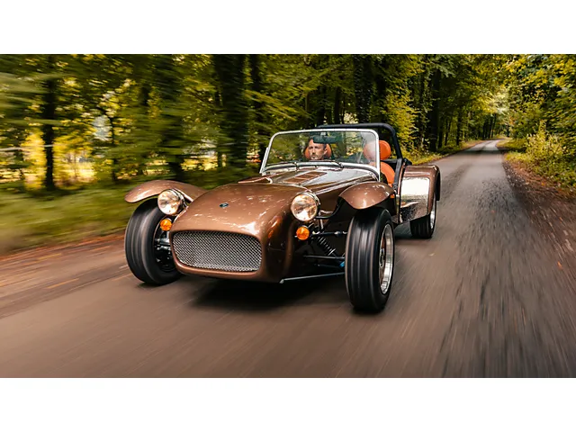 スーパーセブン2000（ケータハム）2024年6月〜販売中モデルの新車