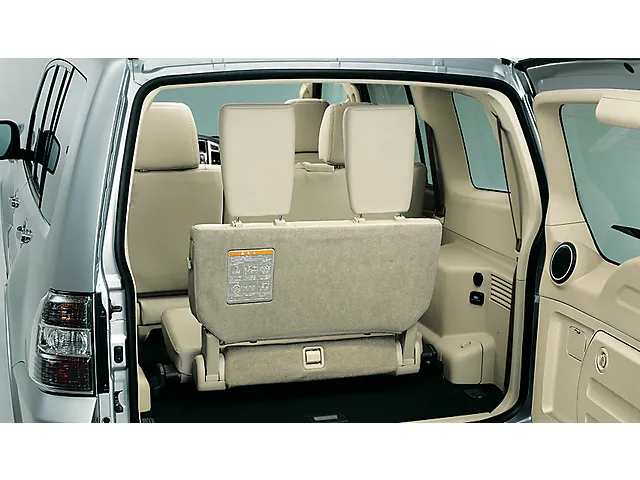 パジェロ（三菱）の歴代モデル・グレード別カタログ | 中古車情報