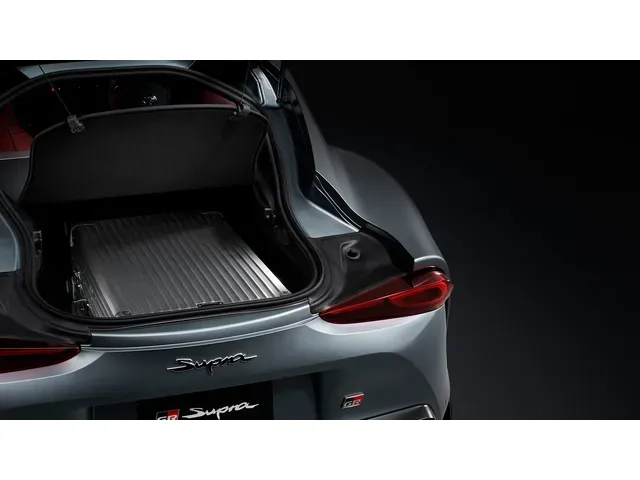 スープラ（トヨタ）の歴代モデル・グレード別カタログ | 中古車情報