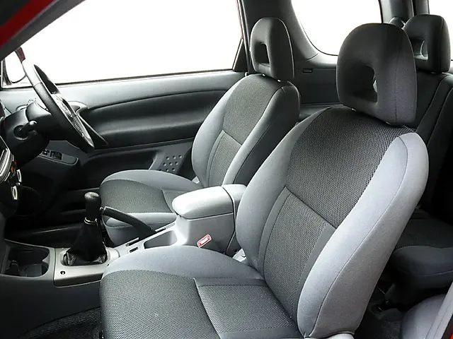 RAV4（トヨタ）2000年5月〜2005年10月販売終了モデルの新車カタログ