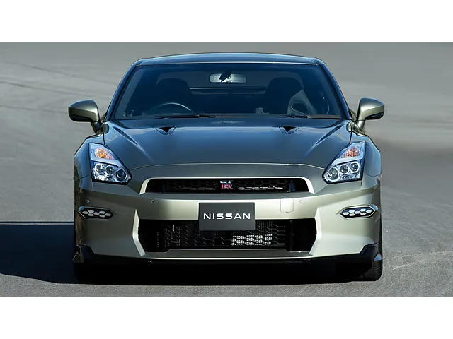 GT-R（日産）の歴代モデル・グレード別カタログ | 中古車情報・中古車
