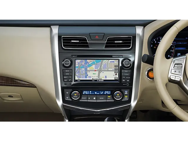 日産ティアナ、走行距離40,000 km、2014年式、フル点検あり ティアナ（日産）2014年2月〜2020年7月販売終了モデルの新車カタログ
