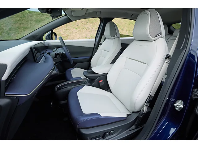 リーフ（日産）2025年10月〜販売中モデルの新車カタログ | 中古車情報