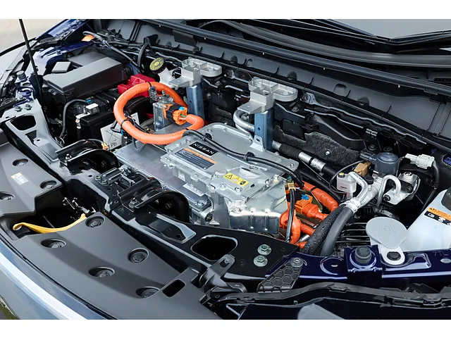 リーフ（日産）の歴代モデル・グレード別カタログ | 中古車情報・中古