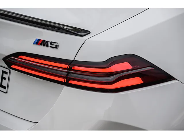 M5（BMW）の歴代モデル・グレード別カタログ | 中古車情報・中古車検索
