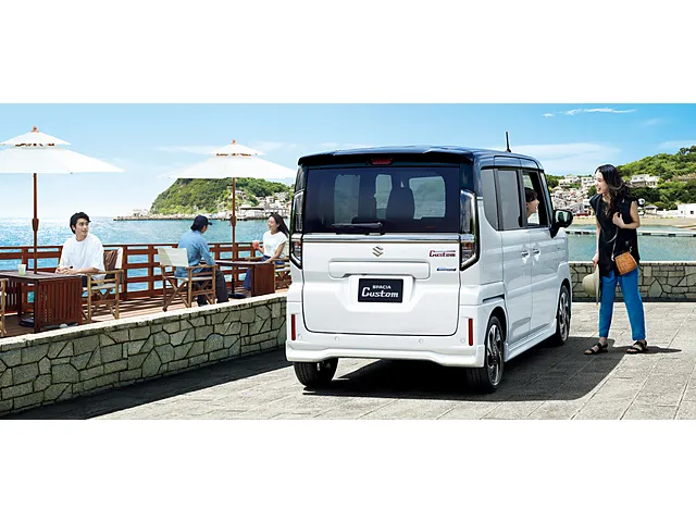スペーシアカスタム（スズキ）2023年11月〜販売中モデルの新車カタログ
