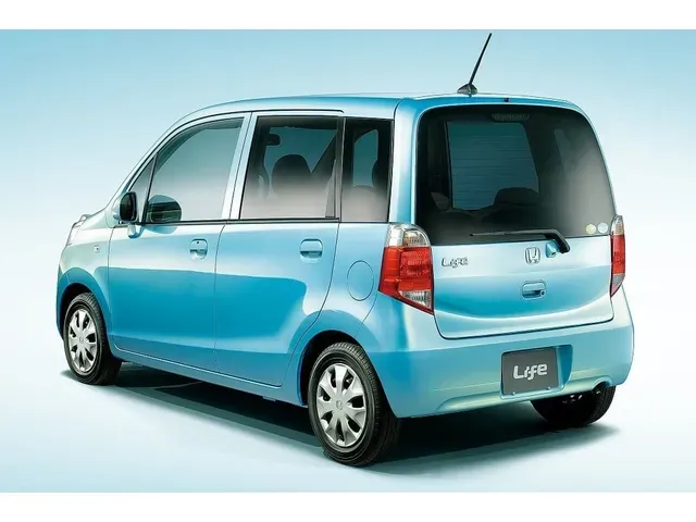 ライフ（ホンダ）2008年11月〜2014年4月販売終了モデルの新車カタログ