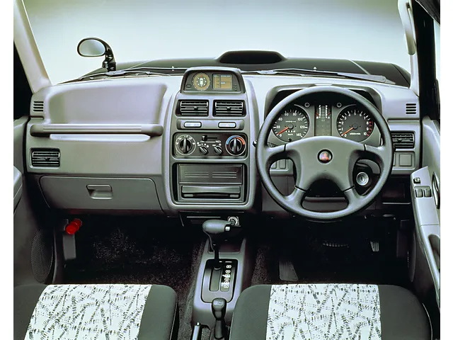 三菱　初代？パジェロミニ 新型車解説書 '94-12 三菱 パジェロミニ 1994年式モデル 660 XR-II MT のスペック詳細