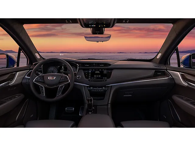 XT5（キャデラック）の歴代モデル・グレード別カタログ | 中古車情報