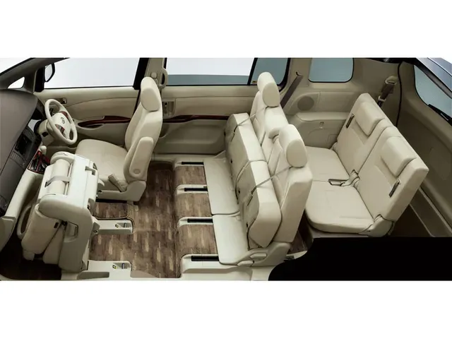 アイシス（トヨタ）2004年9月〜2017年12月販売終了モデルの新車