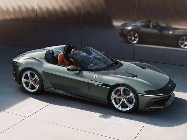12 チリンドリスパイダー（フェラーリ）2024年6月〜販売中モデルの新車
