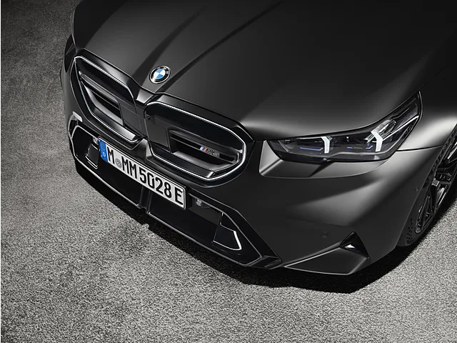 【カタログ】 M5 M5ツーリング（BMW）2024年12月〜販売中モデルの新車カタログ | 中古車