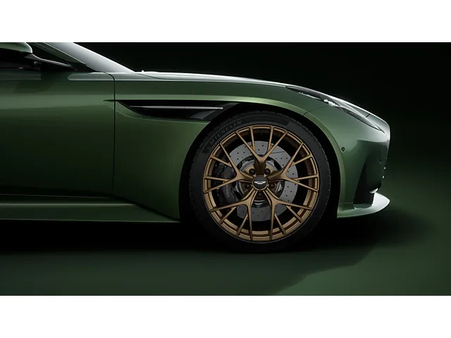 DB12（アストンマーティン）の歴代モデル・グレード別カタログ | 中古