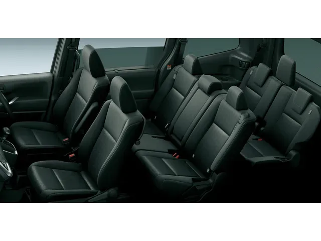 ヴォクシー（トヨタ）2021年12月〜販売中モデルの新車カタログ | 中古
