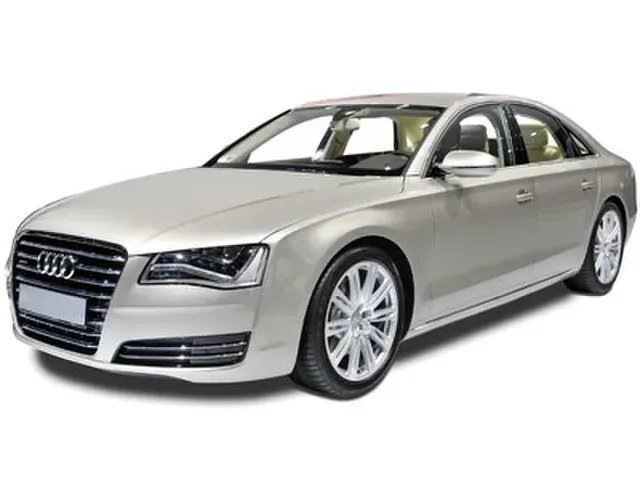 アウディ S8 2012年8月モデル 4.0 4WD