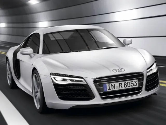 アウディ R8 2009年1月モデル 4.2 FSI クワトロ 4WD
