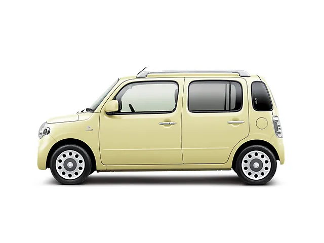 ミラココア（ダイハツ）の歴代モデル・グレード別カタログ | 中古車