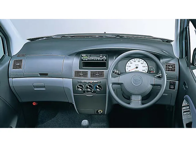 ムーヴ（ダイハツ）2002年10月〜2006年9月販売終了モデルの新車