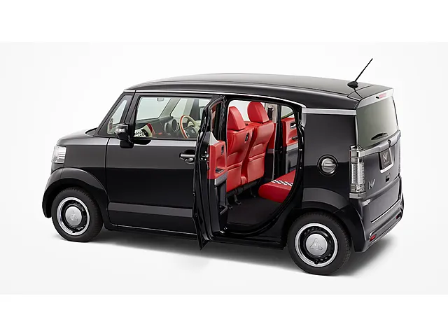 N-BOXスラッシュ（ホンダ）の歴代モデル・グレード別カタログ | 中古車