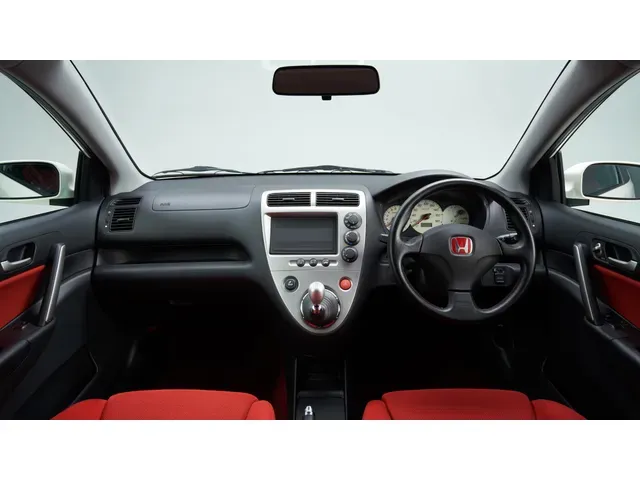 シビックタイプR（ホンダ）2001年12月〜2005年8月販売終了モデルの新車