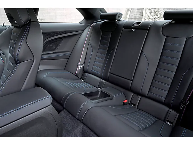 2シリーズクーペ（BMW）の歴代モデル・グレード別カタログ | 中古車