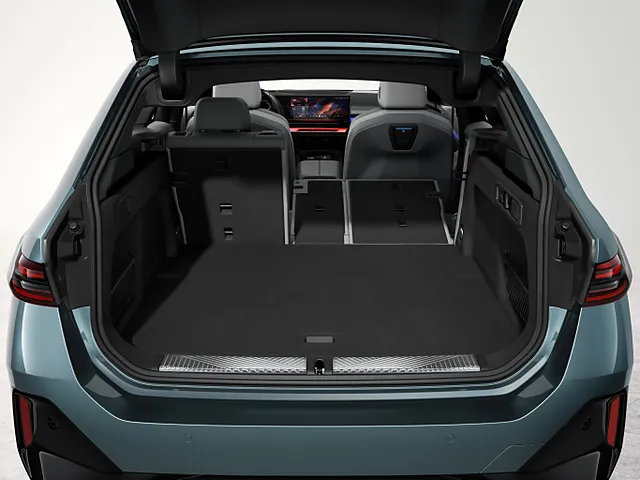 5シリーズツーリング（BMW）の歴代モデル・グレード別カタログ | 中古