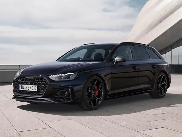 RS4アバント（アウディ）の歴代モデル・グレード別カタログ | 中古車