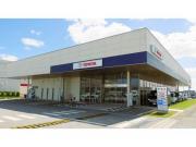 沖縄トヨタ自動車株式会社 トヨタウン読谷店