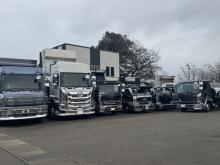 トラックセンター上越 | 有限会社Axis