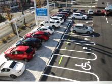 東海マツダ販売(株) 豊川ユーカーランド