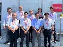 日産東京販売 レッドステーション東久留米店