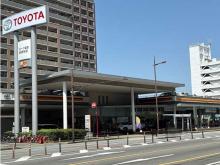 トヨタカローラ福岡 香椎駅前店
